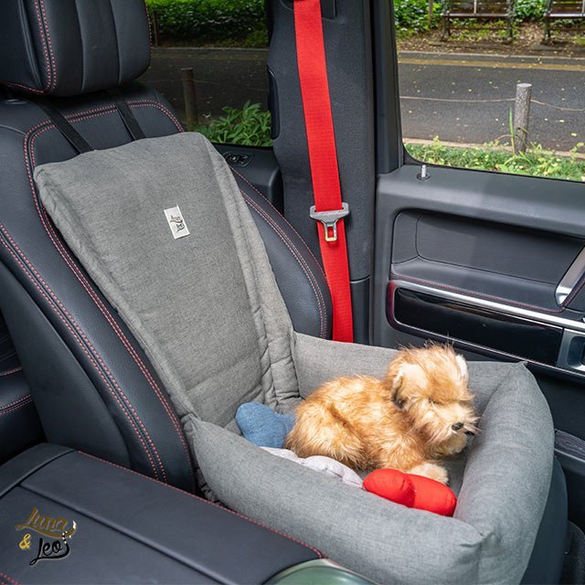 犬 ドライブ用ベッド Leo & Luna - チャコールカラー | 快適・安全な車用ペットベッド|ペット・ペット用品>ペット用品>犬用品>犬用ベッド|犬 ドライブ用ベッド Leo & Luna - 快適・安全な車用ペットベッド|車移動に便利