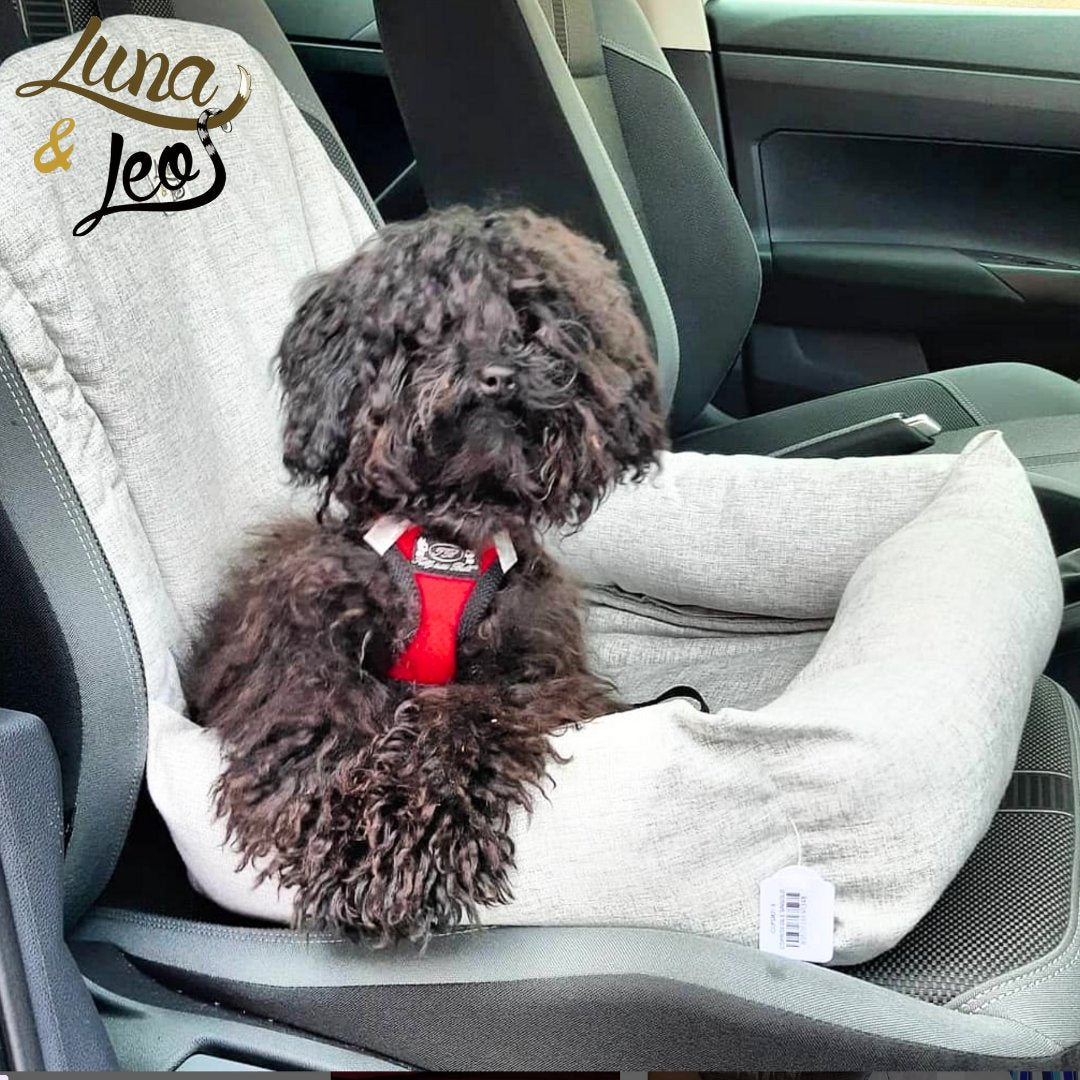 犬用 ドライブ用ベッド プレミアム Leo & Luna - 高級車対応 耐久性抜群|犬用ドライブ用ベッド|シートベルトでしっかり固定されたレオエルナ ドライブ用ベッド、安全で快適な犬用ベッド